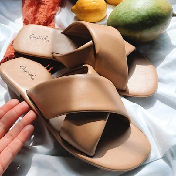 🚨//The Florence// Tan vegan leather Sandal - Picture 5 of 9
